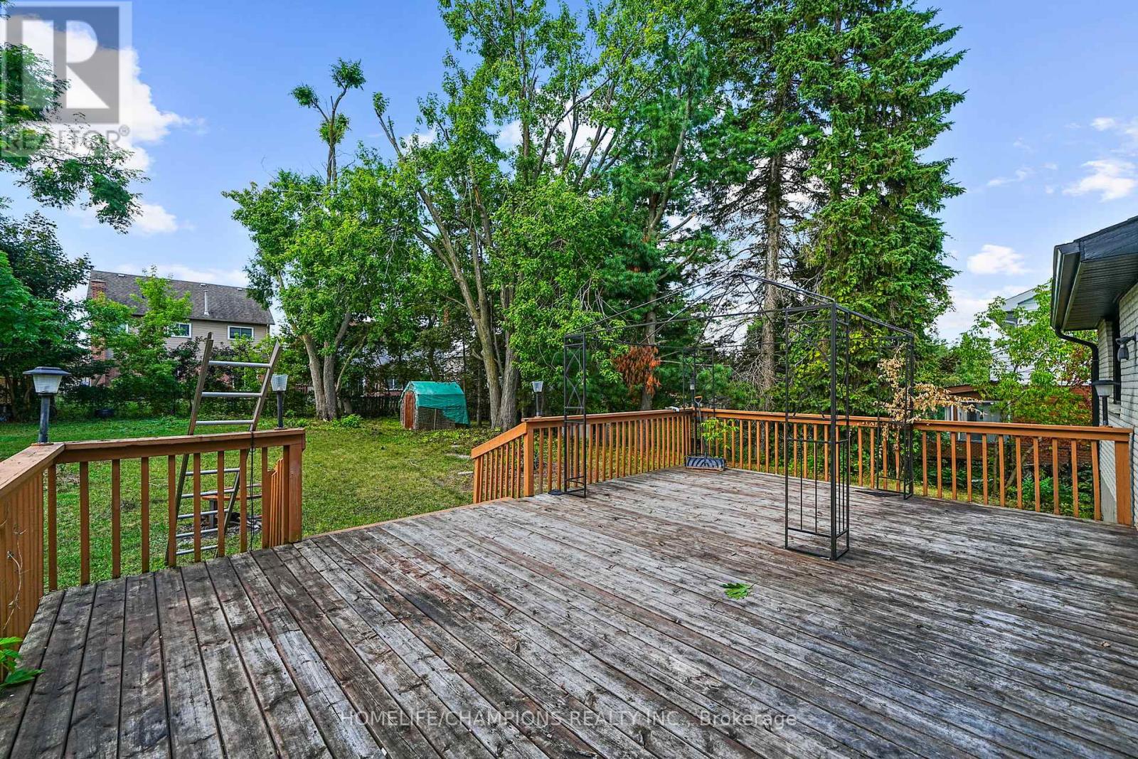 Photo 25 of 480 St Vincent Street, Barrie ON