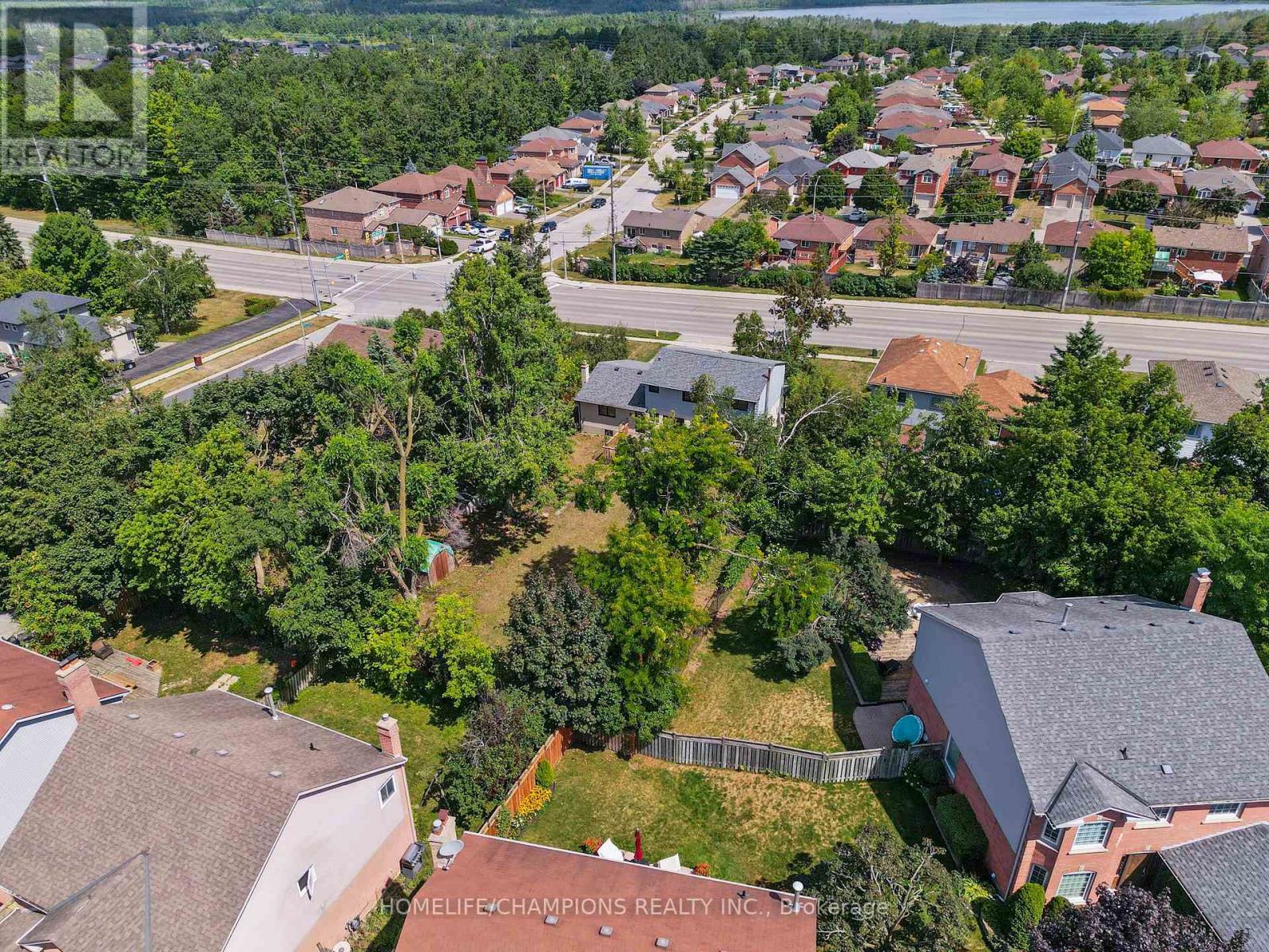 Photo 28 of 480 St Vincent Street, Barrie ON