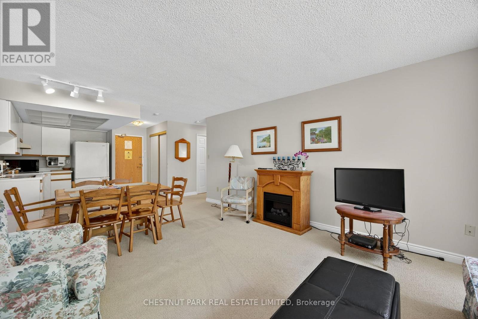 Photo 37 of 404 172 Eighth Street, Collingwood ON