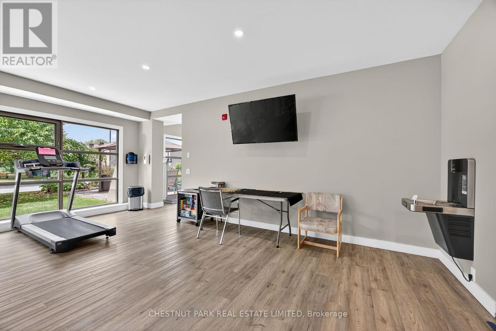 Photo 25 of 404 172 Eighth Street, Collingwood ON