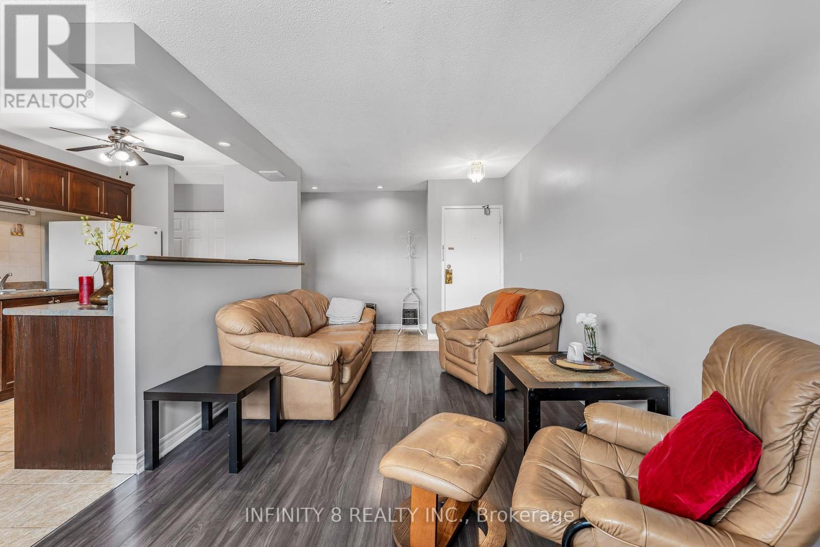 Photo 11 of 301 264 Oakdale Avenue, St Catharines ON