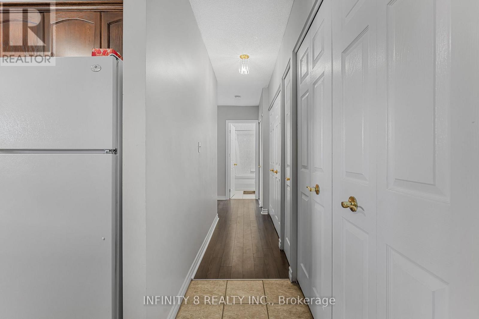 Photo 24 of 301 264 Oakdale Avenue, St Catharines ON