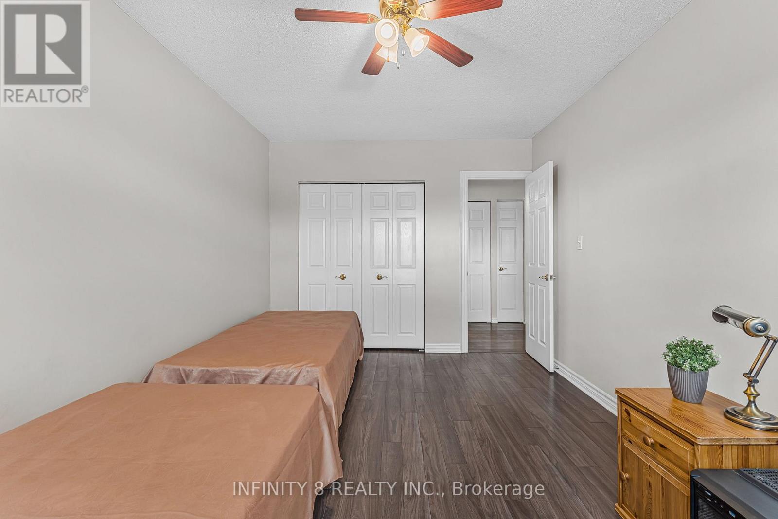Photo 32 of 301 264 Oakdale Avenue, St Catharines ON