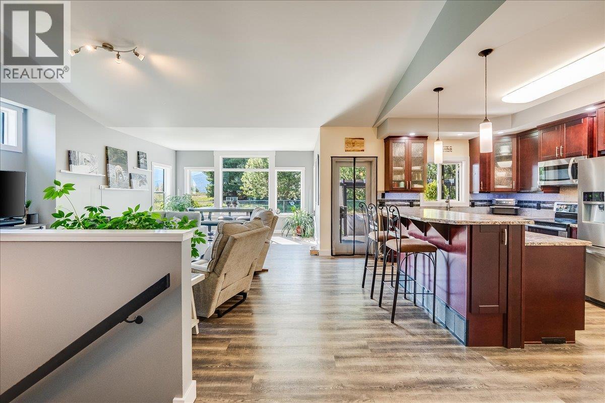1606 TOWER RIDGE Road, Castlegar