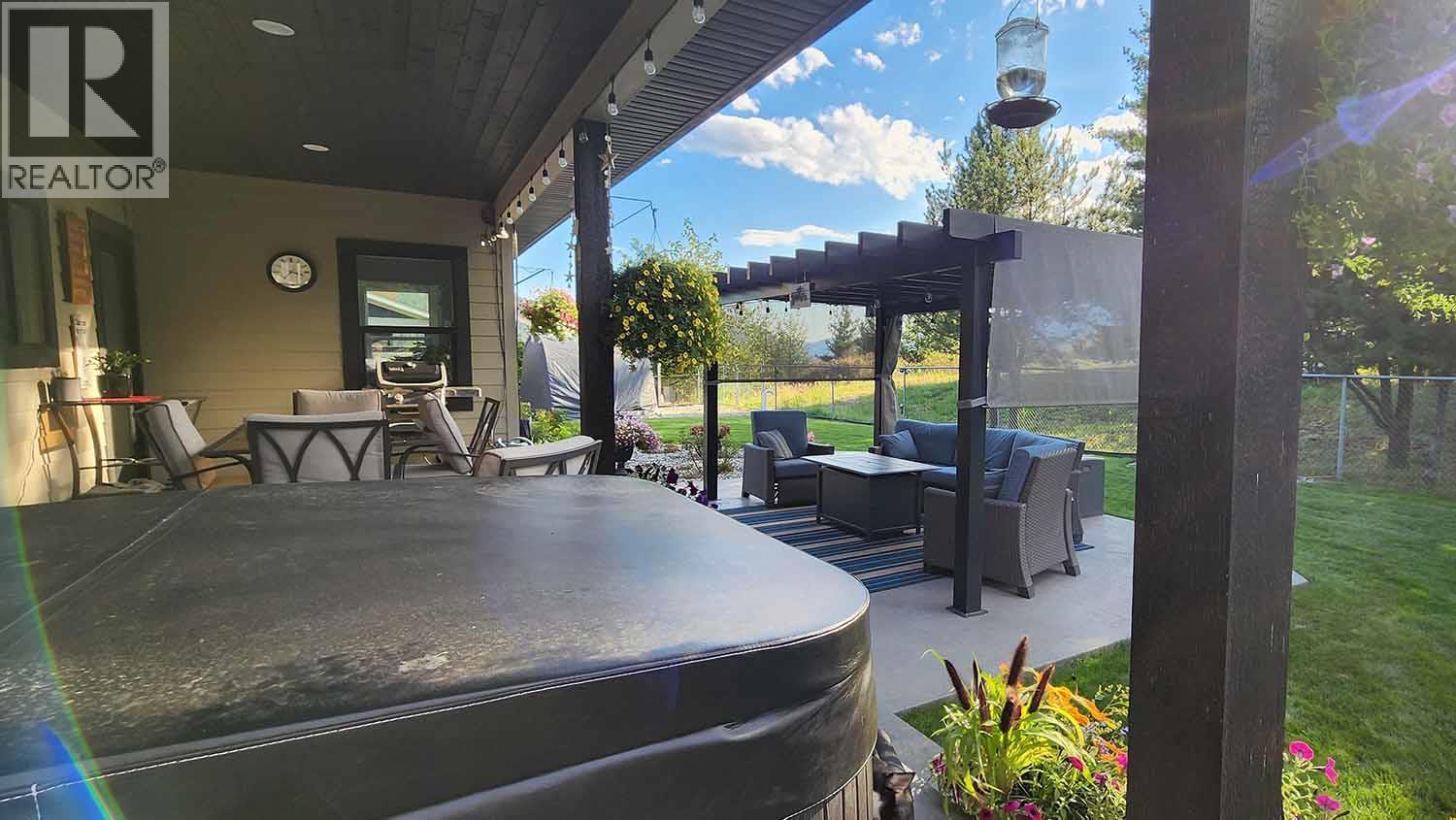 1606 TOWER RIDGE Road, Castlegar
