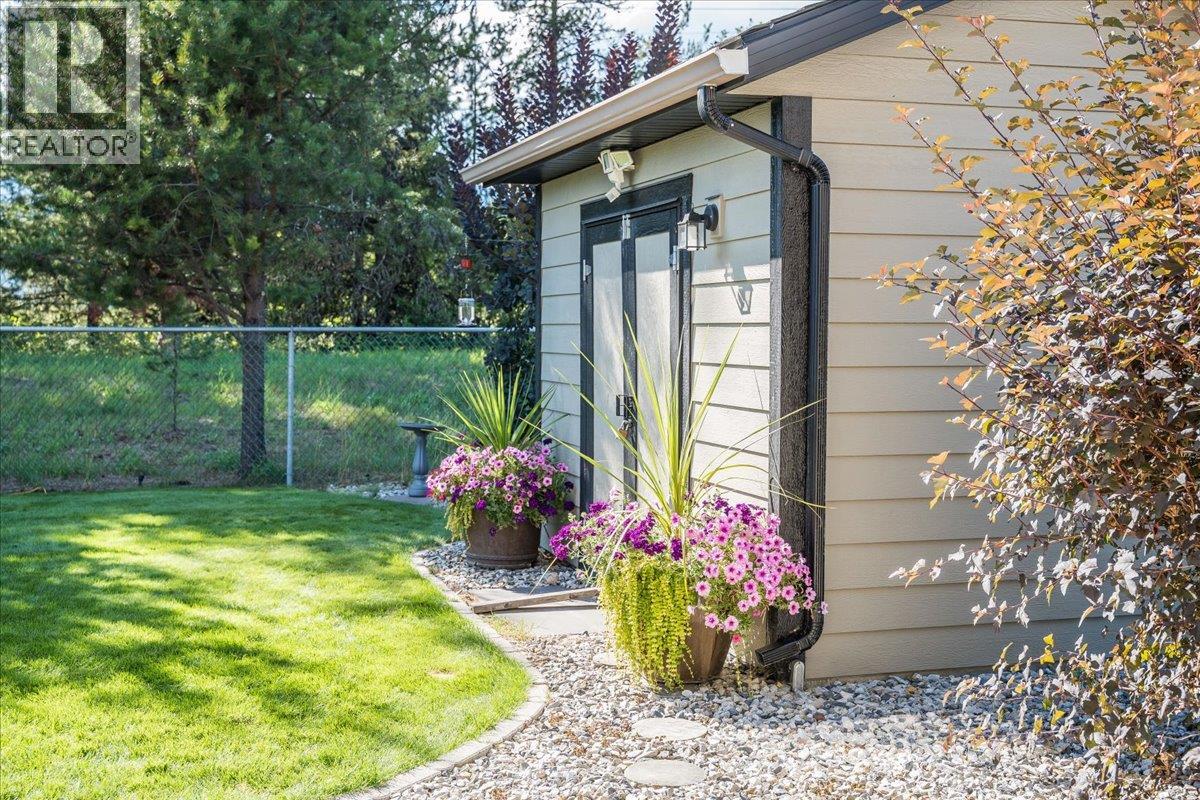 1606 TOWER RIDGE Road, Castlegar