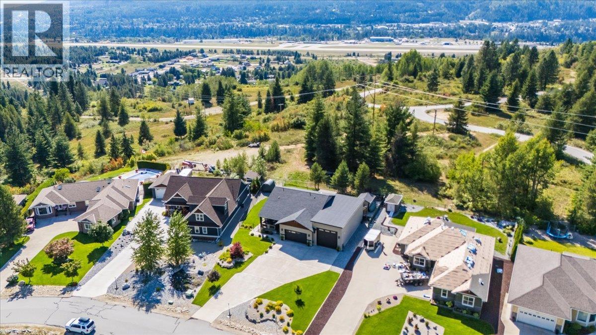 1606 TOWER RIDGE Road, Castlegar