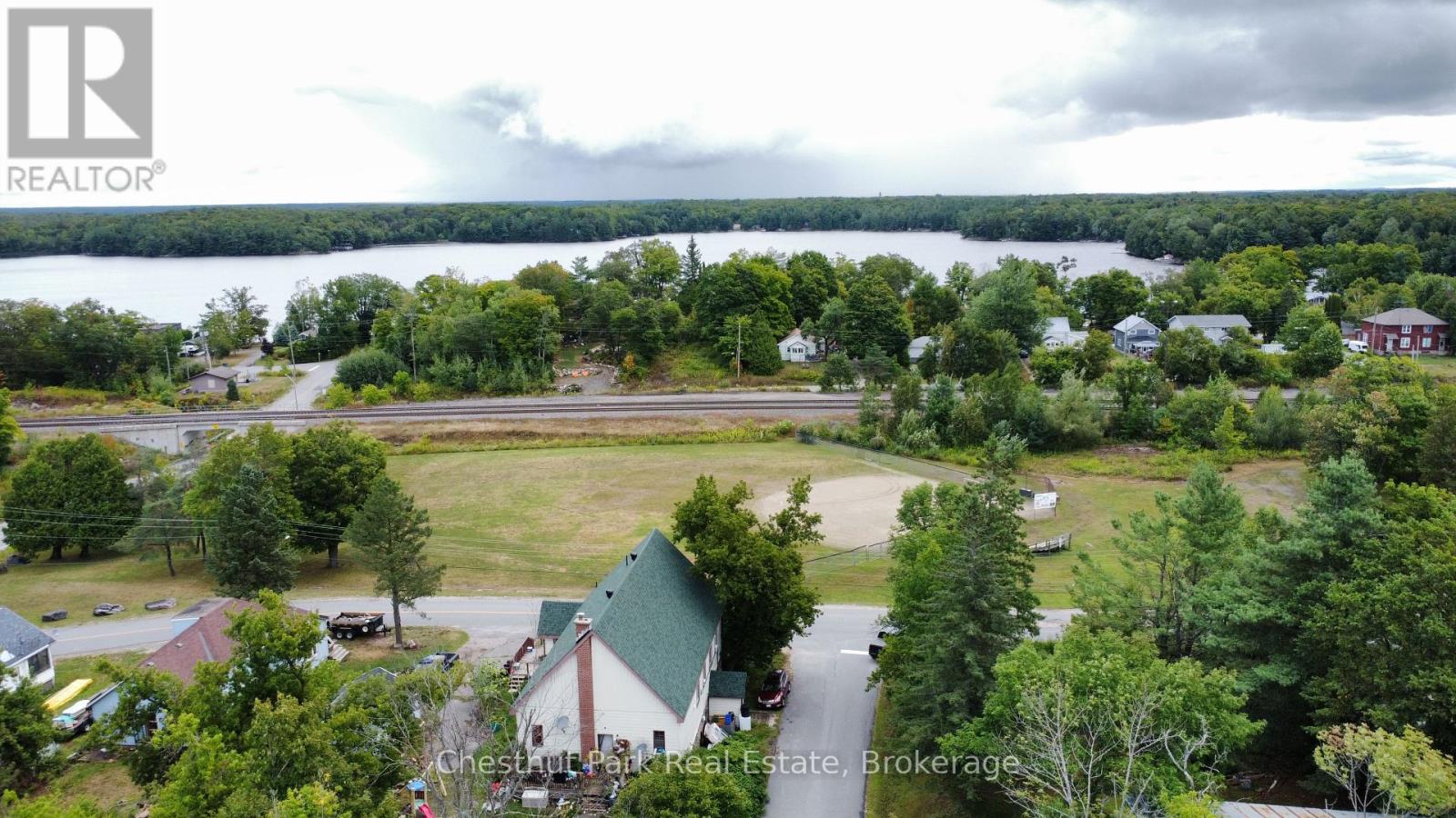 Photo 29 of 35 Muskoka Road, Georgian Bay ON