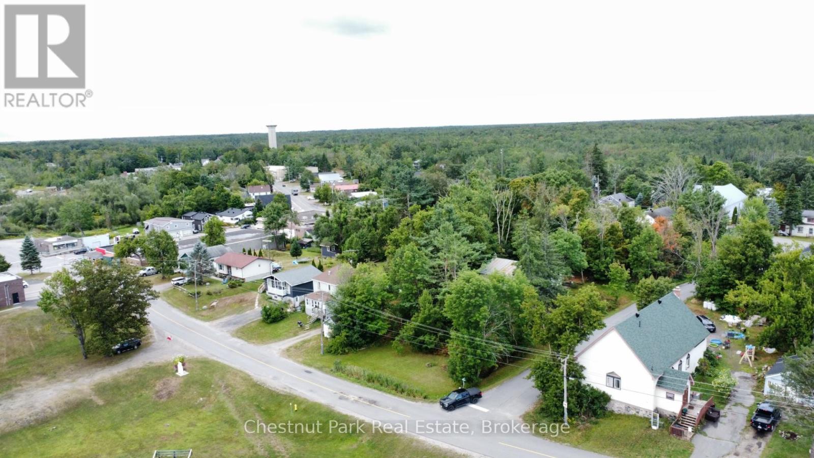 Photo 31 of 35 Muskoka Road, Georgian Bay ON