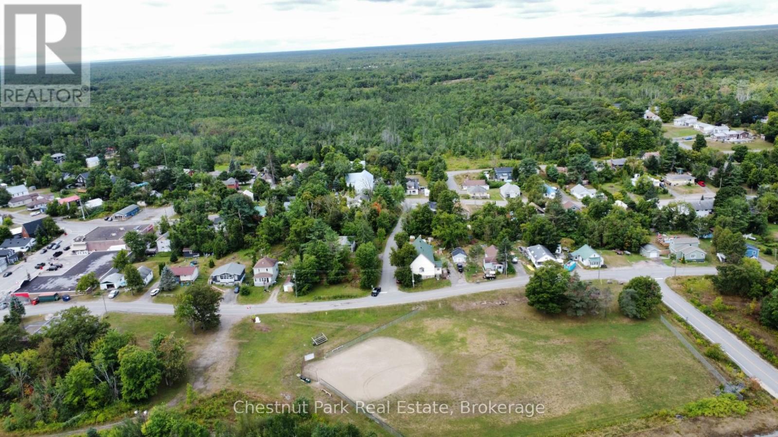 Photo 32 of 35 Muskoka Road, Georgian Bay ON