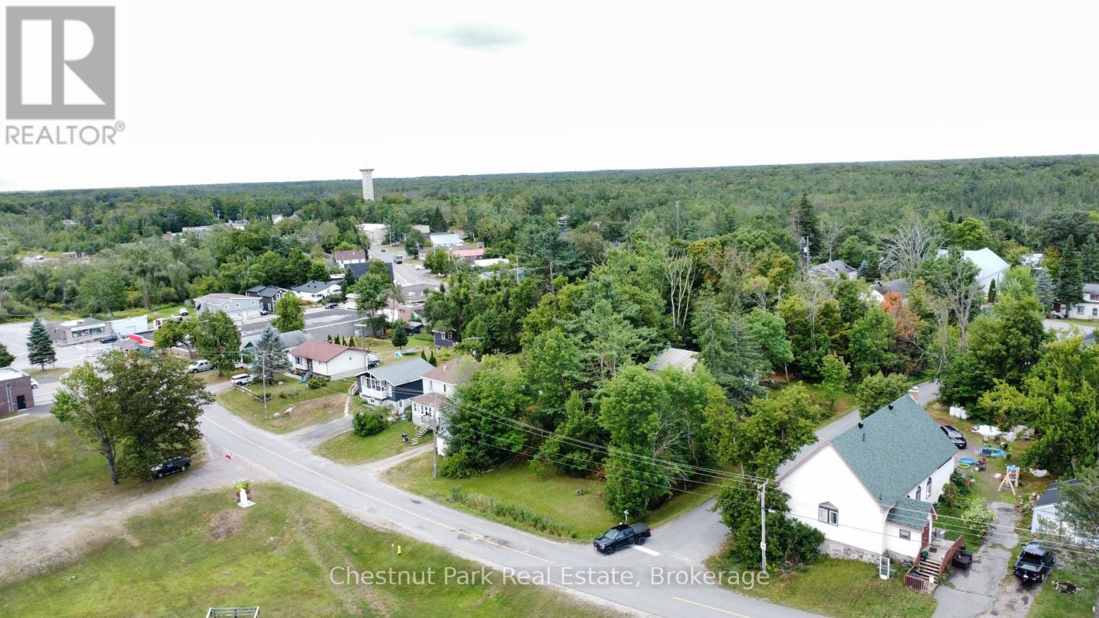 Photo 5 of 35 Muskoka Road, Georgian Bay ON