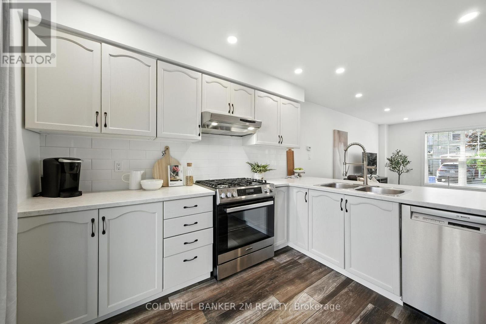 Photo 10 of 36 2800 Courtice Road, Clarington ON