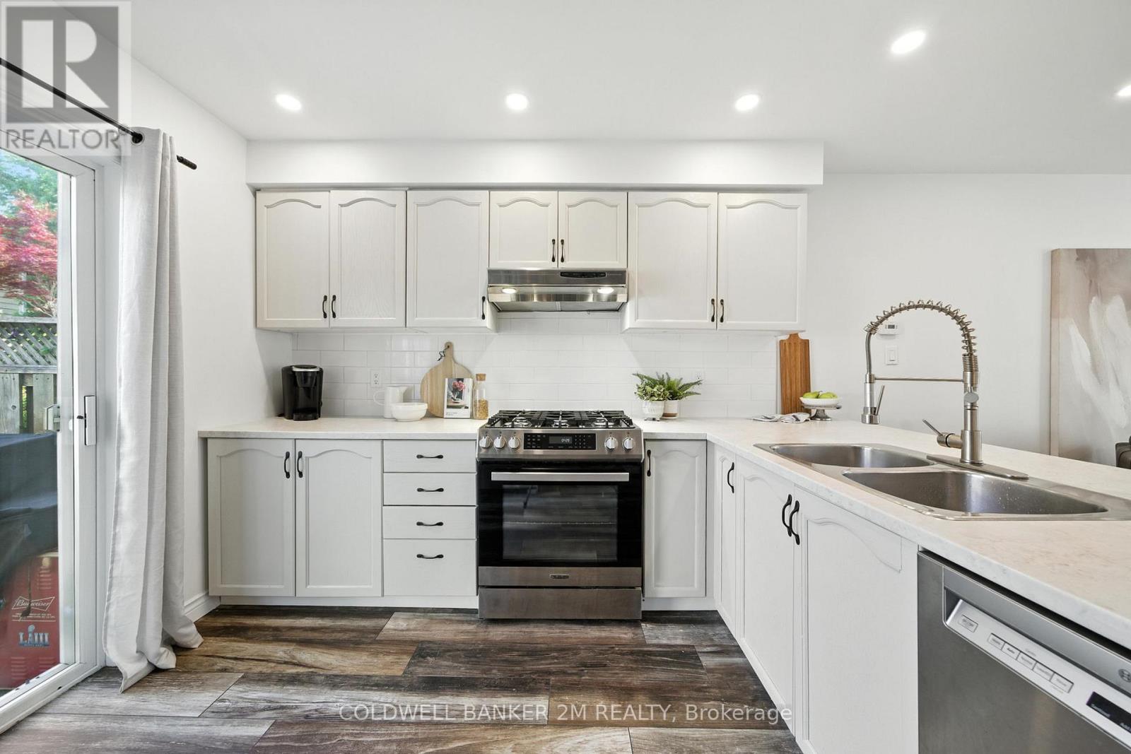 Photo 9 of 36 2800 Courtice Road, Clarington ON