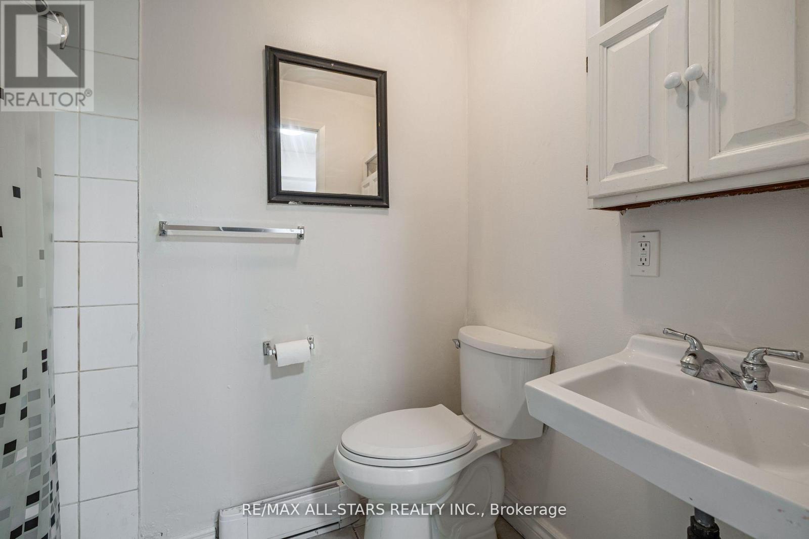Photo 21 of 755 Mountain Ash Road, Peterborough South ON