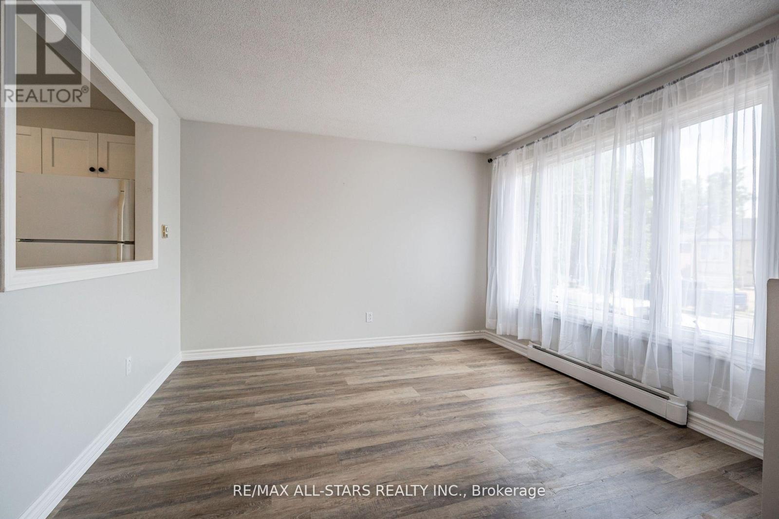 Photo 8 of 755 Mountain Ash Road, Peterborough South ON