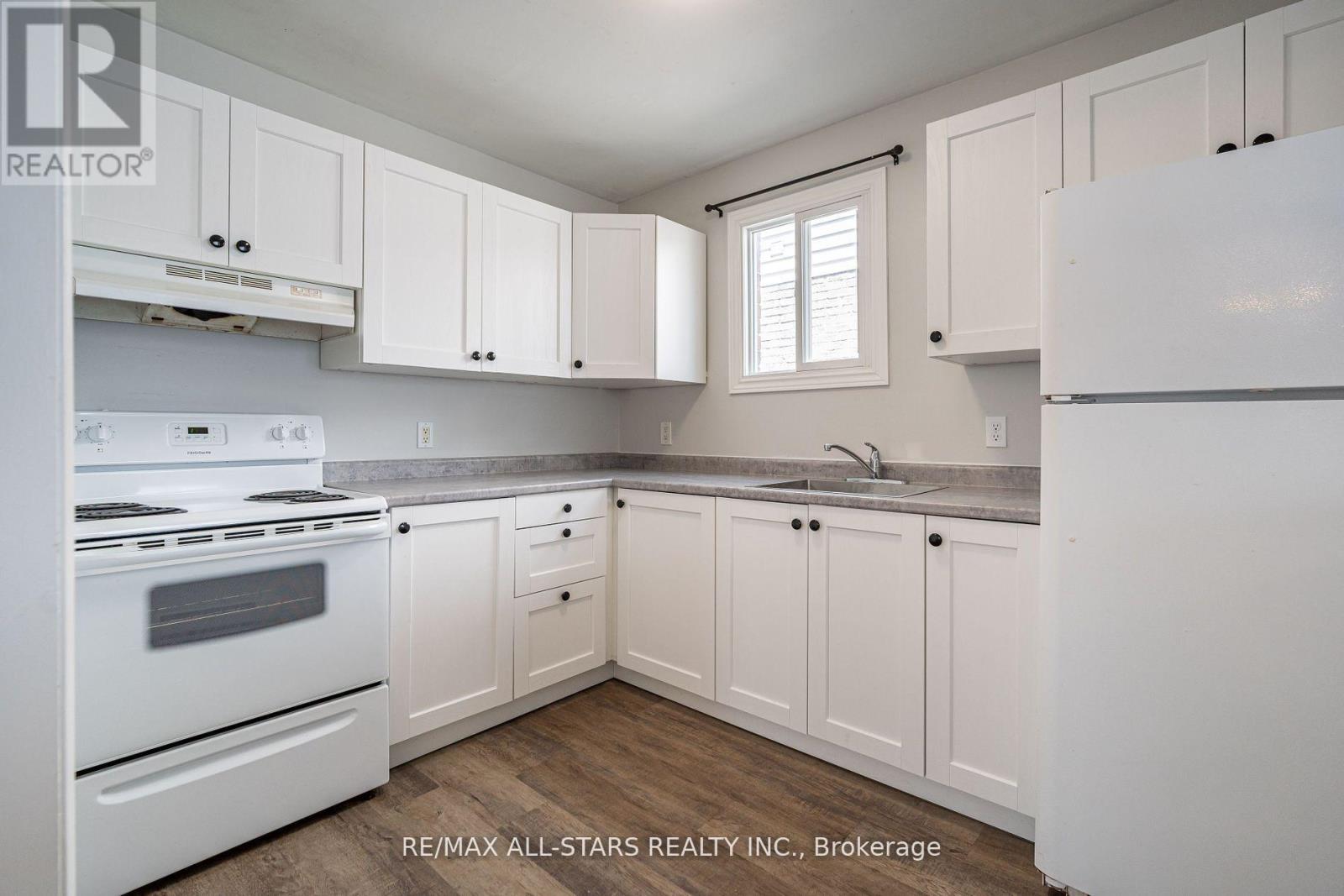 Photo 9 of 755 Mountain Ash Road, Peterborough South ON