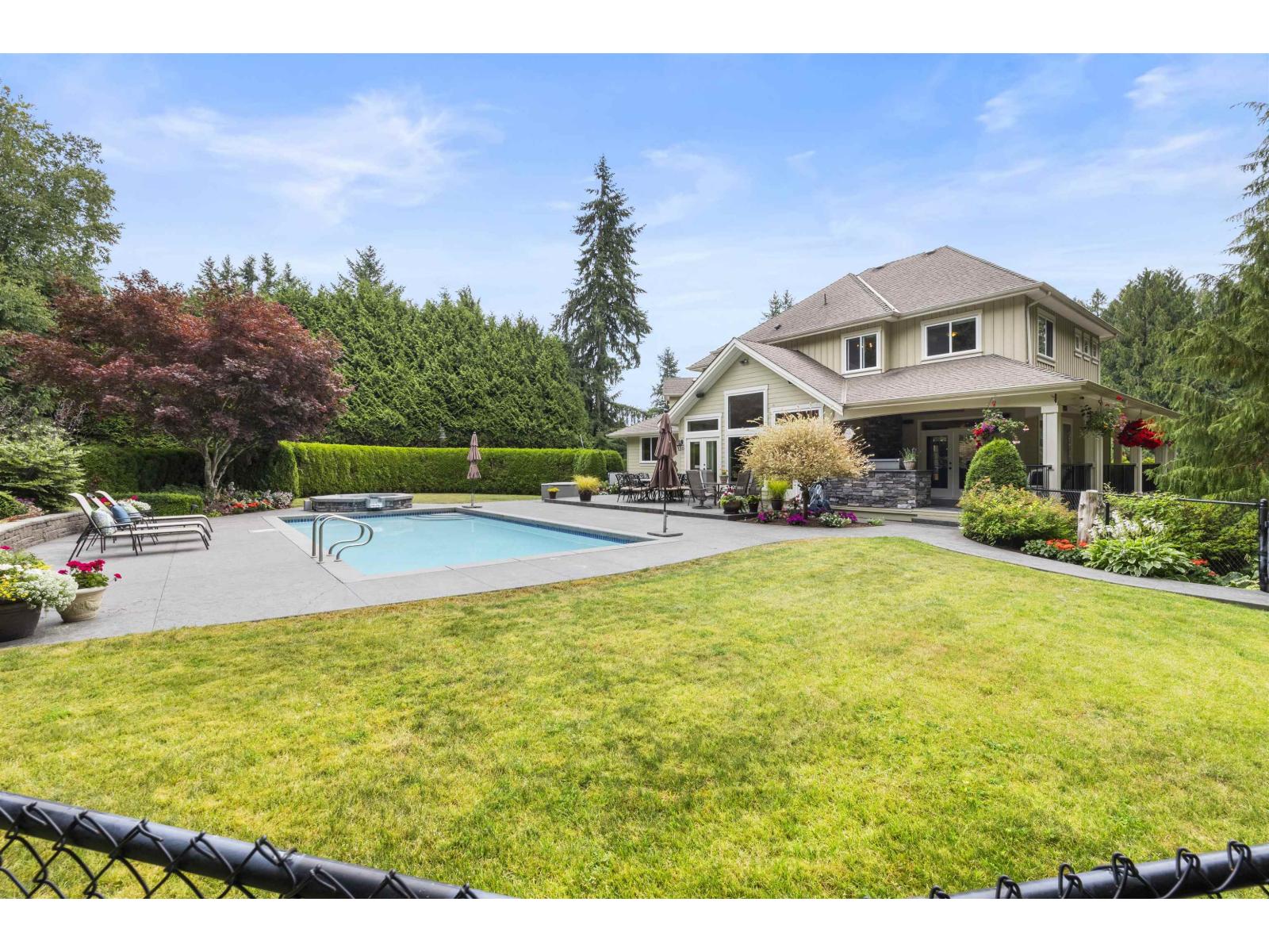 Photo 8 of 21949 6 Avenue, Langley BC