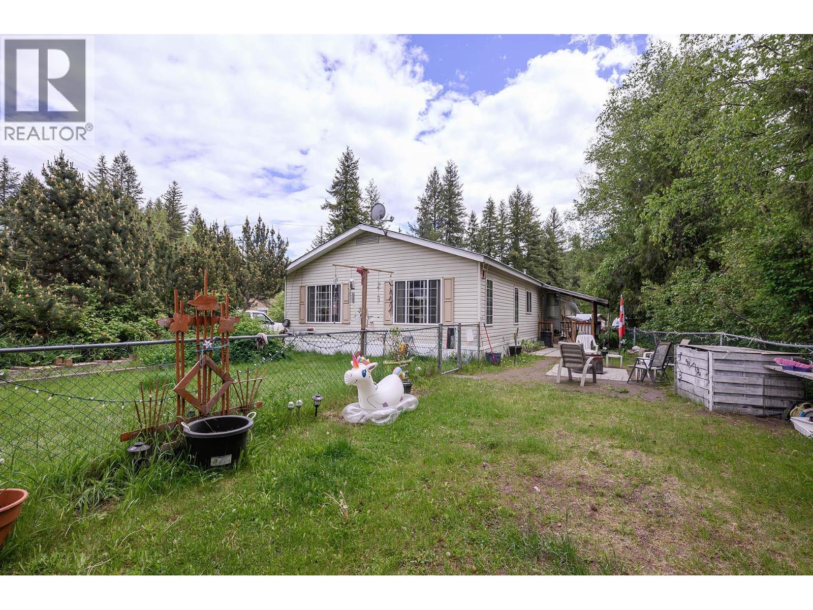 32 OLD N THOMPSON  E HIGHWAY - 39