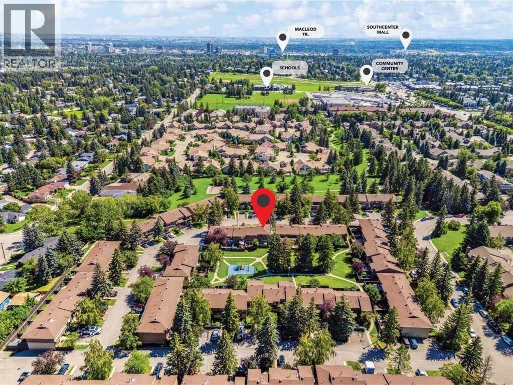 Single Family House for Sale in   Oakmoor Drive SW Palliser Calgary 