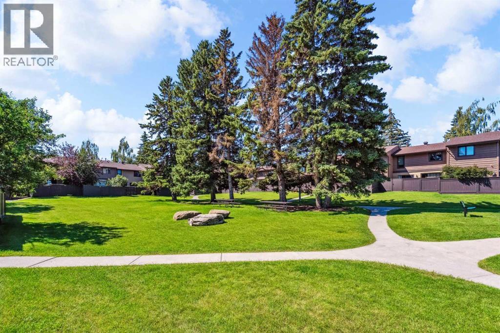 Single Family House for Sale in   Oakmoor Drive SW Palliser Calgary 