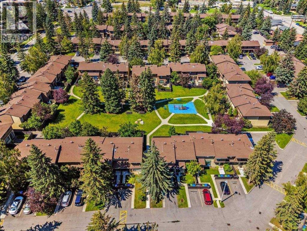 Single Family House for Sale in   Oakmoor Drive SW Palliser Calgary 