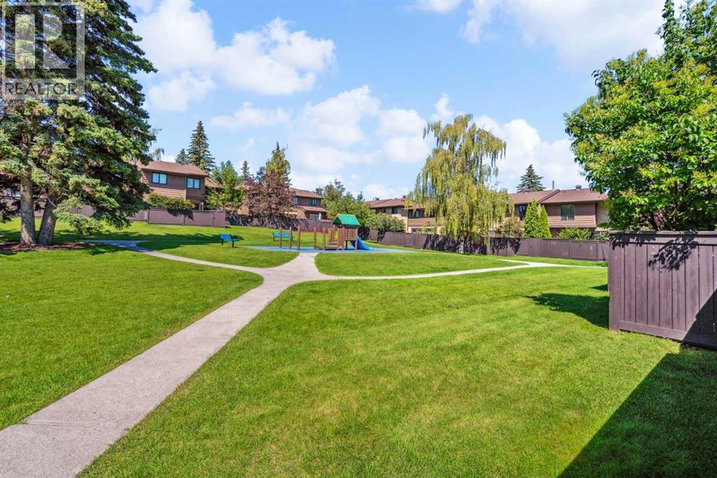 Single Family House for Sale in   Oakmoor Drive SW Palliser Calgary 