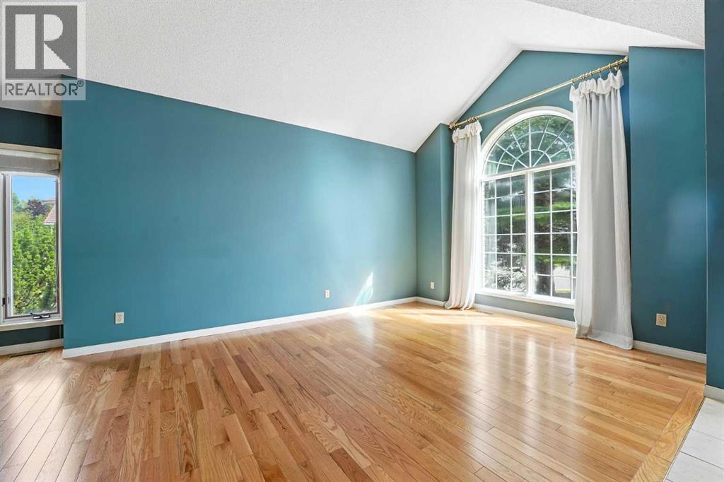 Single Family House for Sale in  Varsity Ridge Terrace NW Varsity Calgary 