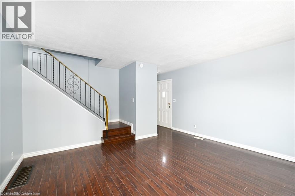 Photo 2 of 283 Elgin Street Unit A, Brantford ON