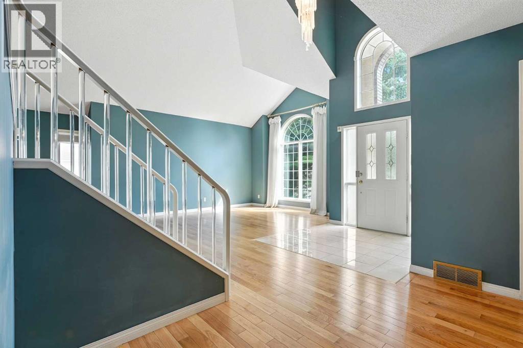 Single Family House for Sale in  Varsity Ridge Terrace NW Varsity Calgary 