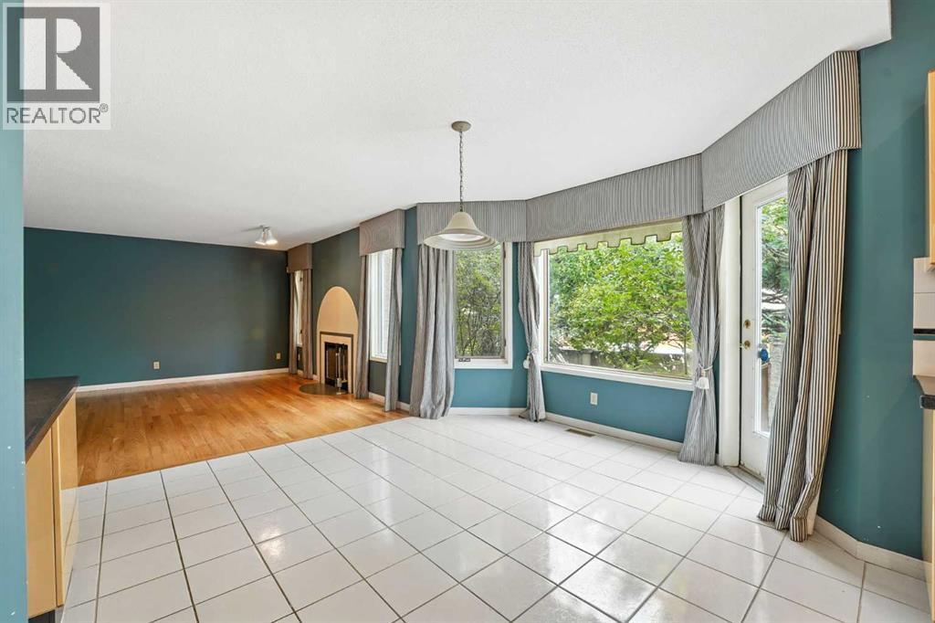 Single Family House for Sale in  Varsity Ridge Terrace NW Varsity Calgary 