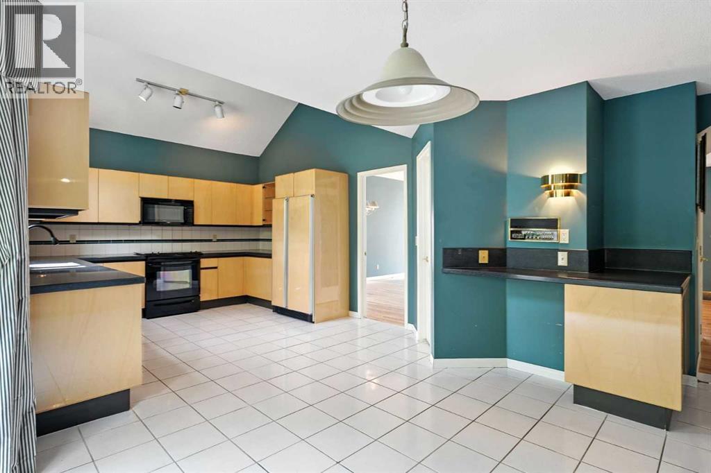 Single Family House for Sale in  Varsity Ridge Terrace NW Varsity Calgary 