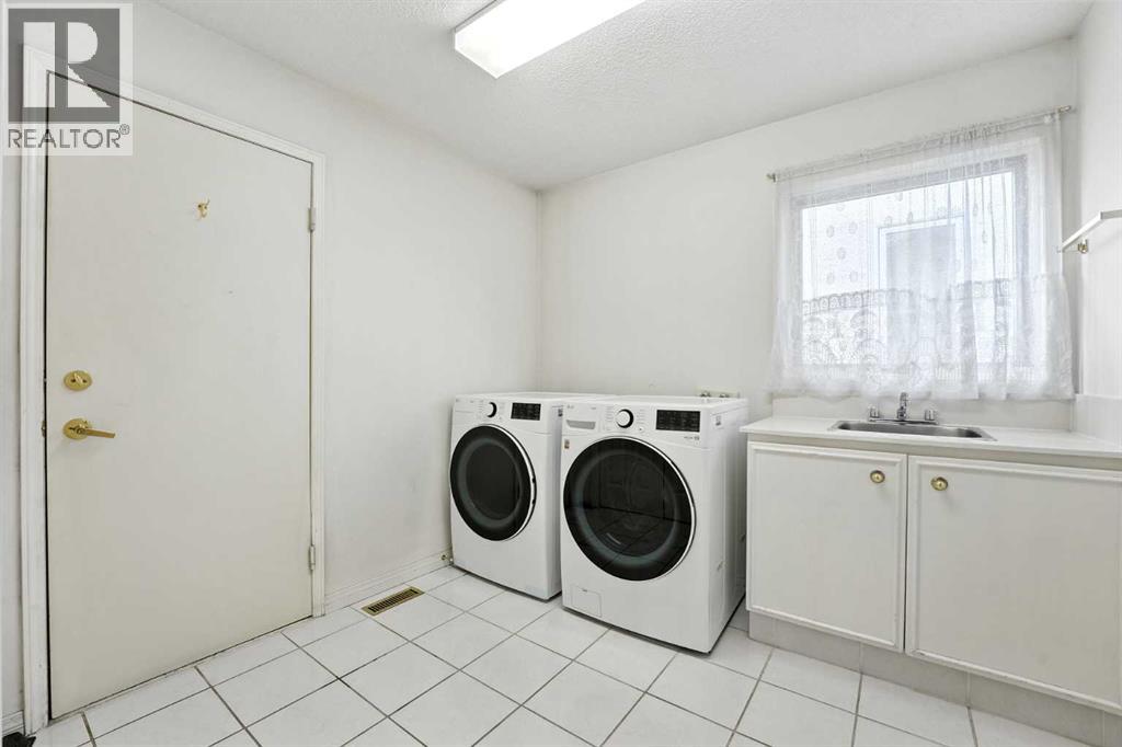 Single Family House for Sale in  Varsity Ridge Terrace NW Varsity Calgary 