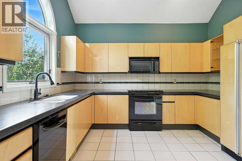 Single Family House for Sale in  Varsity Ridge Terrace NW Varsity Calgary 