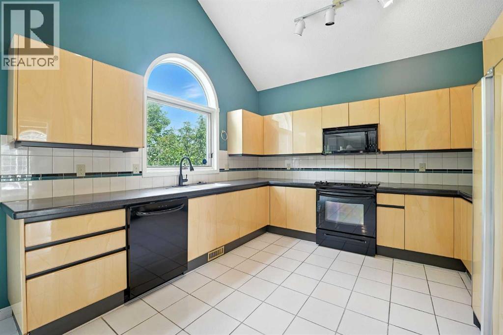Single Family House for Sale in  Varsity Ridge Terrace NW Varsity Calgary 