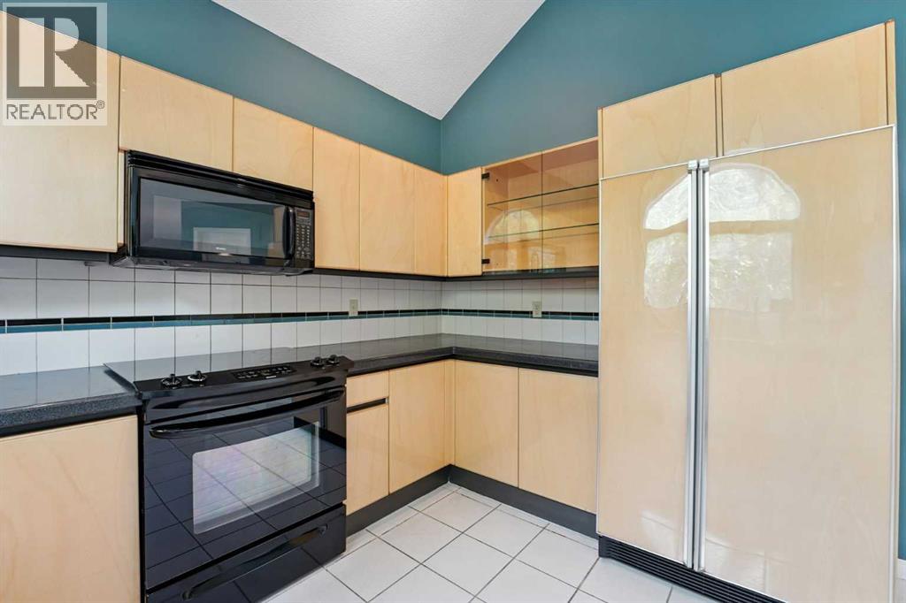 Single Family House for Sale in  Varsity Ridge Terrace NW Varsity Calgary 