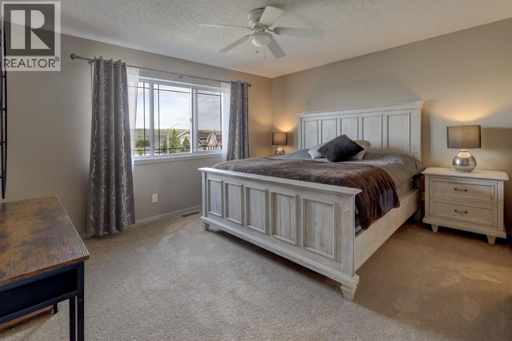 Photo 15 of 46 River Heights Boulevard, Cochrane AB