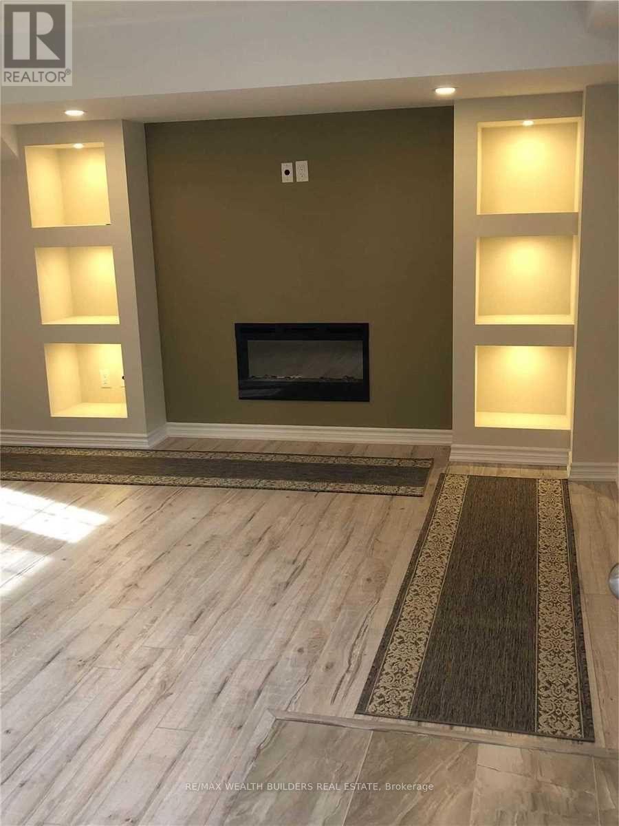 Photo 3 of 8 Pecan Drive, Brampton ON