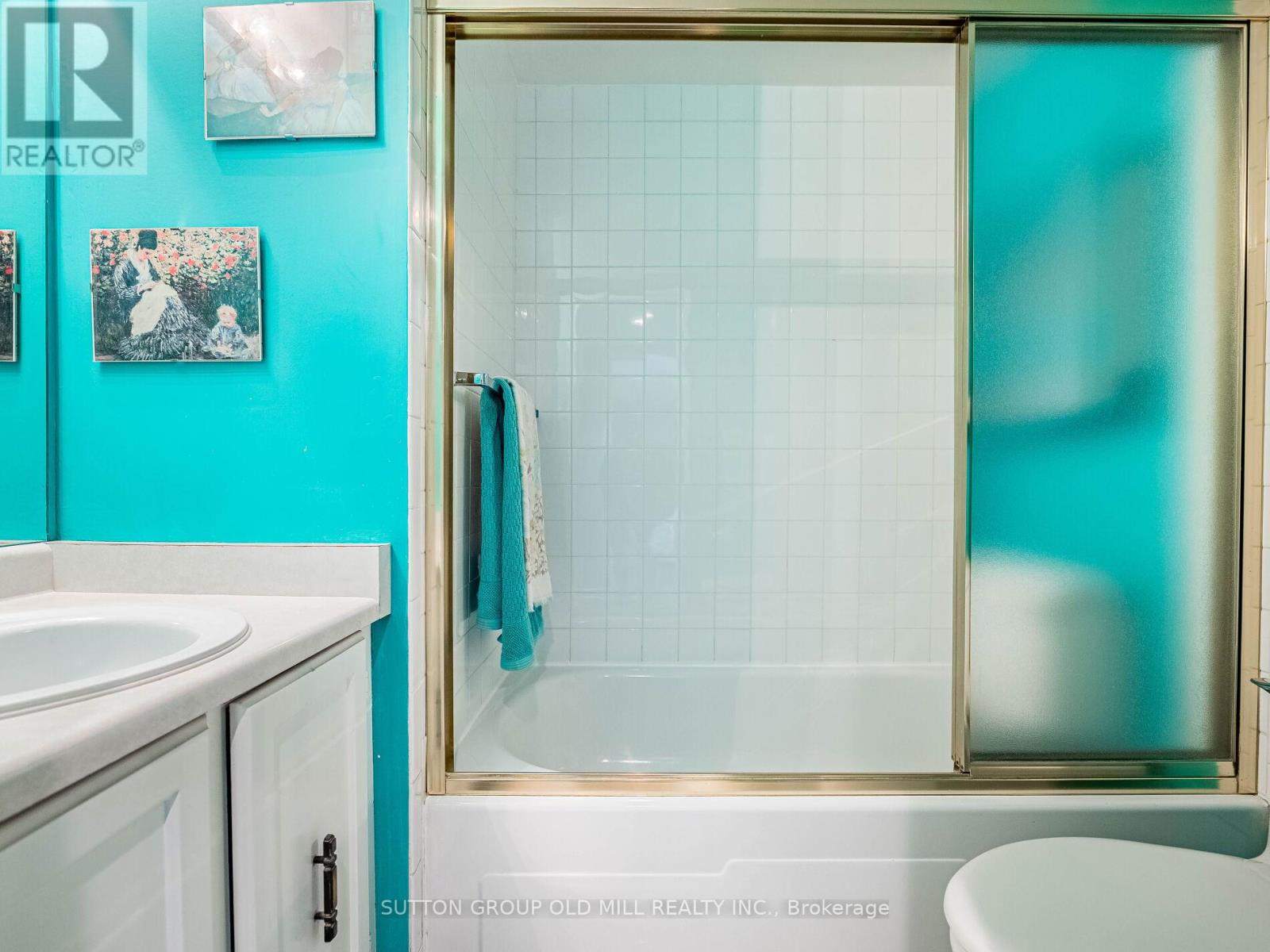 Photo 2 of G 14 288 Mill Road, Toronto ON