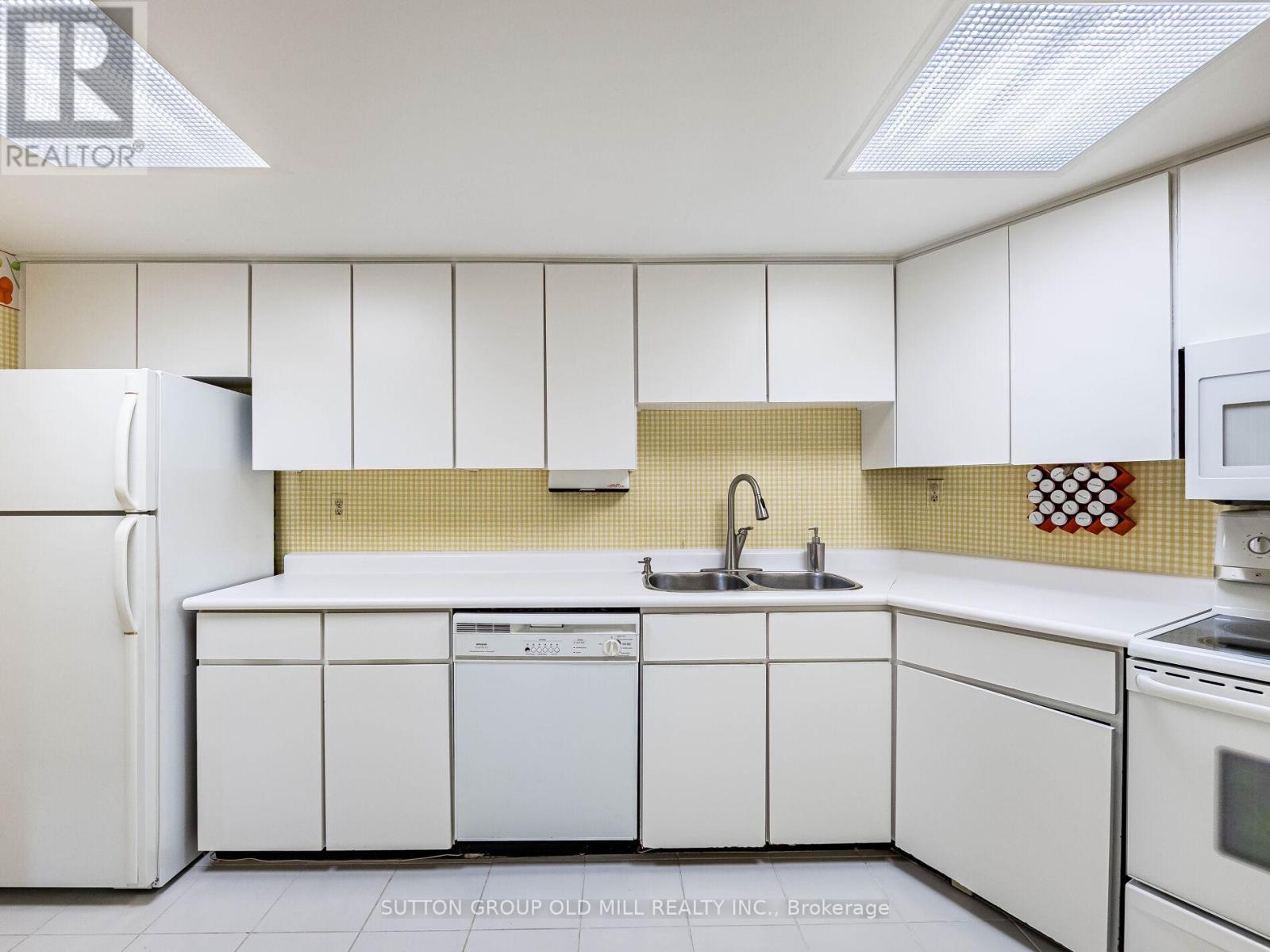 Photo 17 of G 14 288 Mill Road, Toronto ON