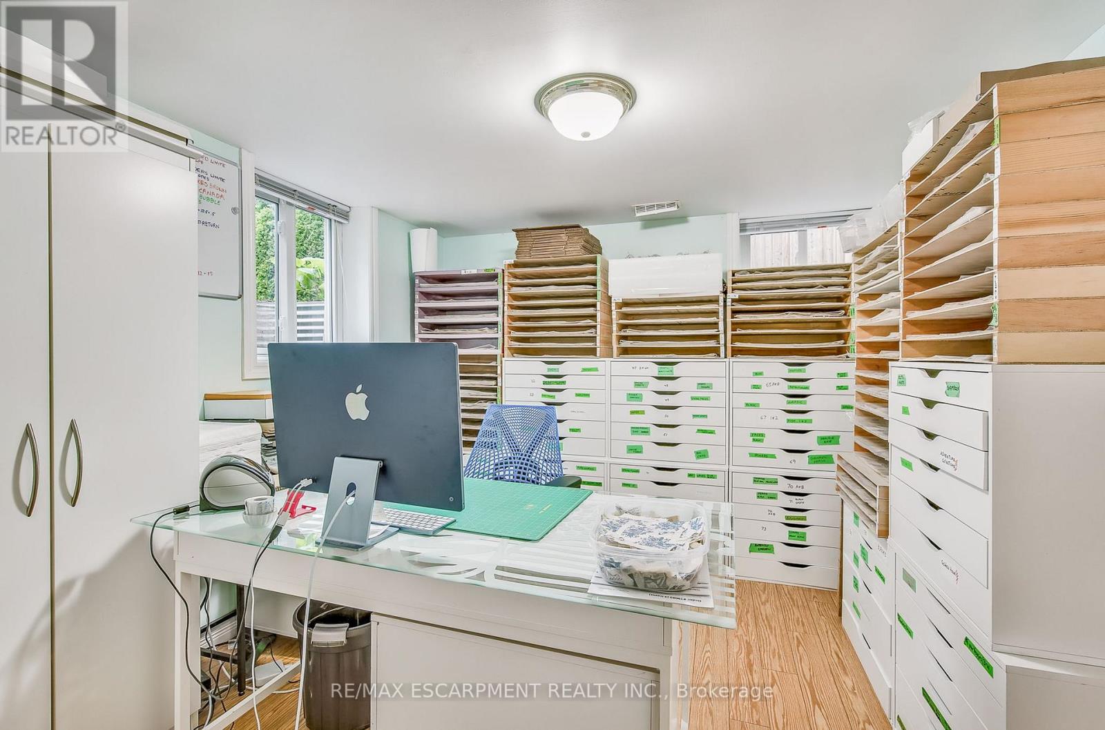 Photo 27 of 2217 Ghent Avenue, Burlington ON