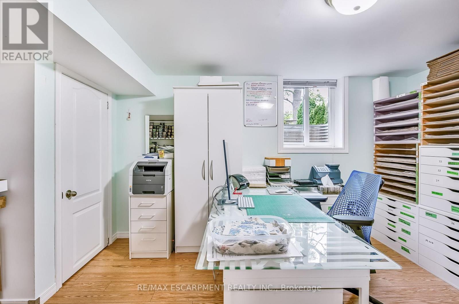 Photo 28 of 2217 Ghent Avenue, Burlington ON