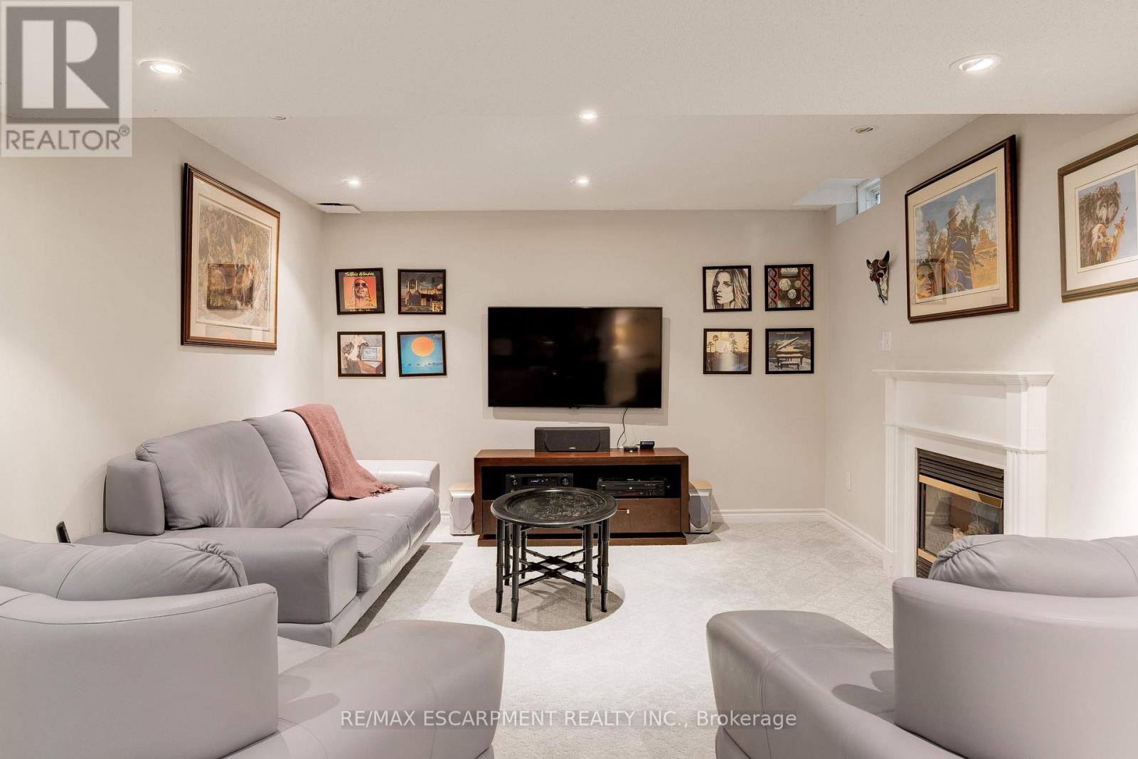 Photo 35 of 40 2511 Boros Road, Burlington ON
