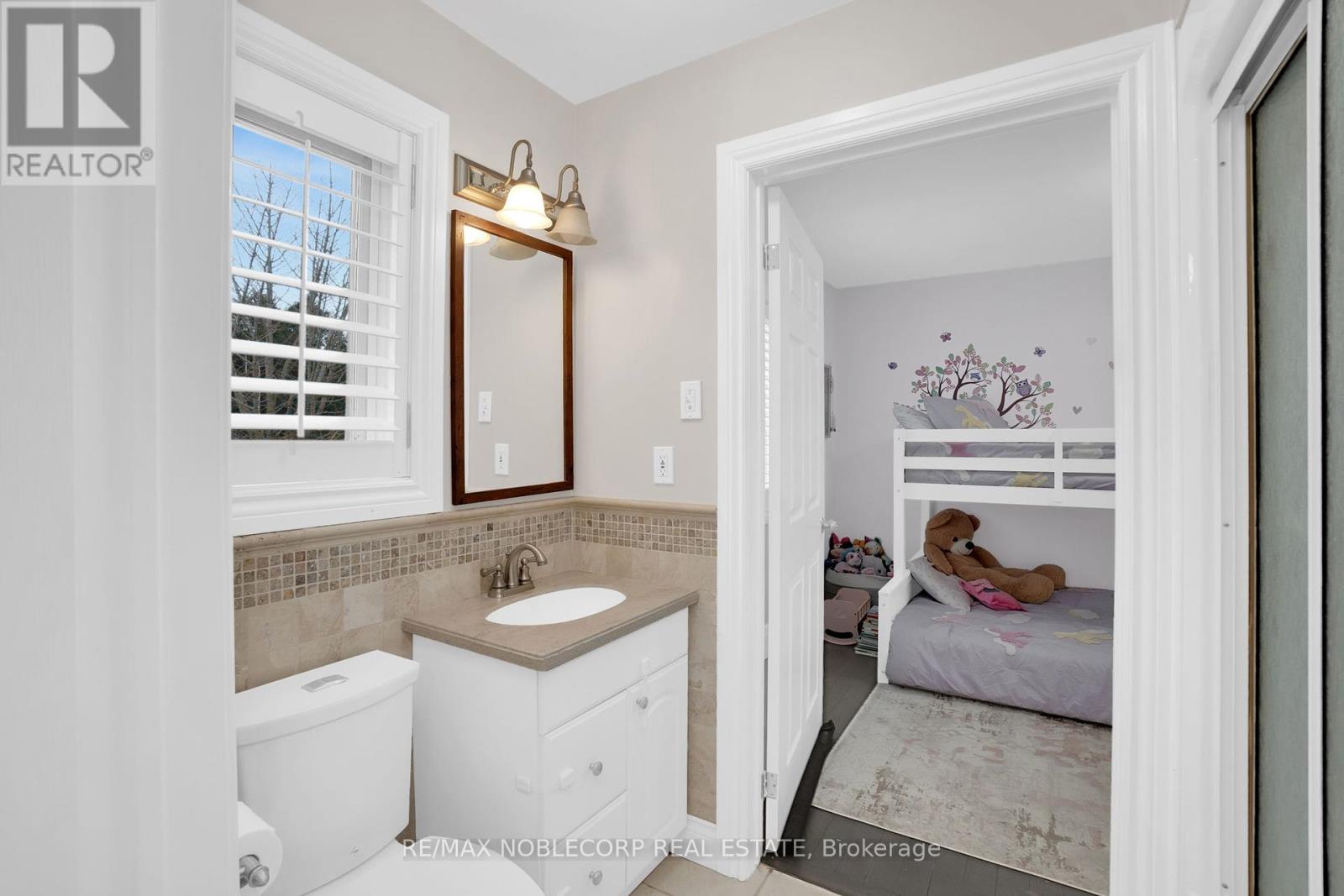 Photo 19 of 17088 Horseshoe Hill Road, Caledon ON