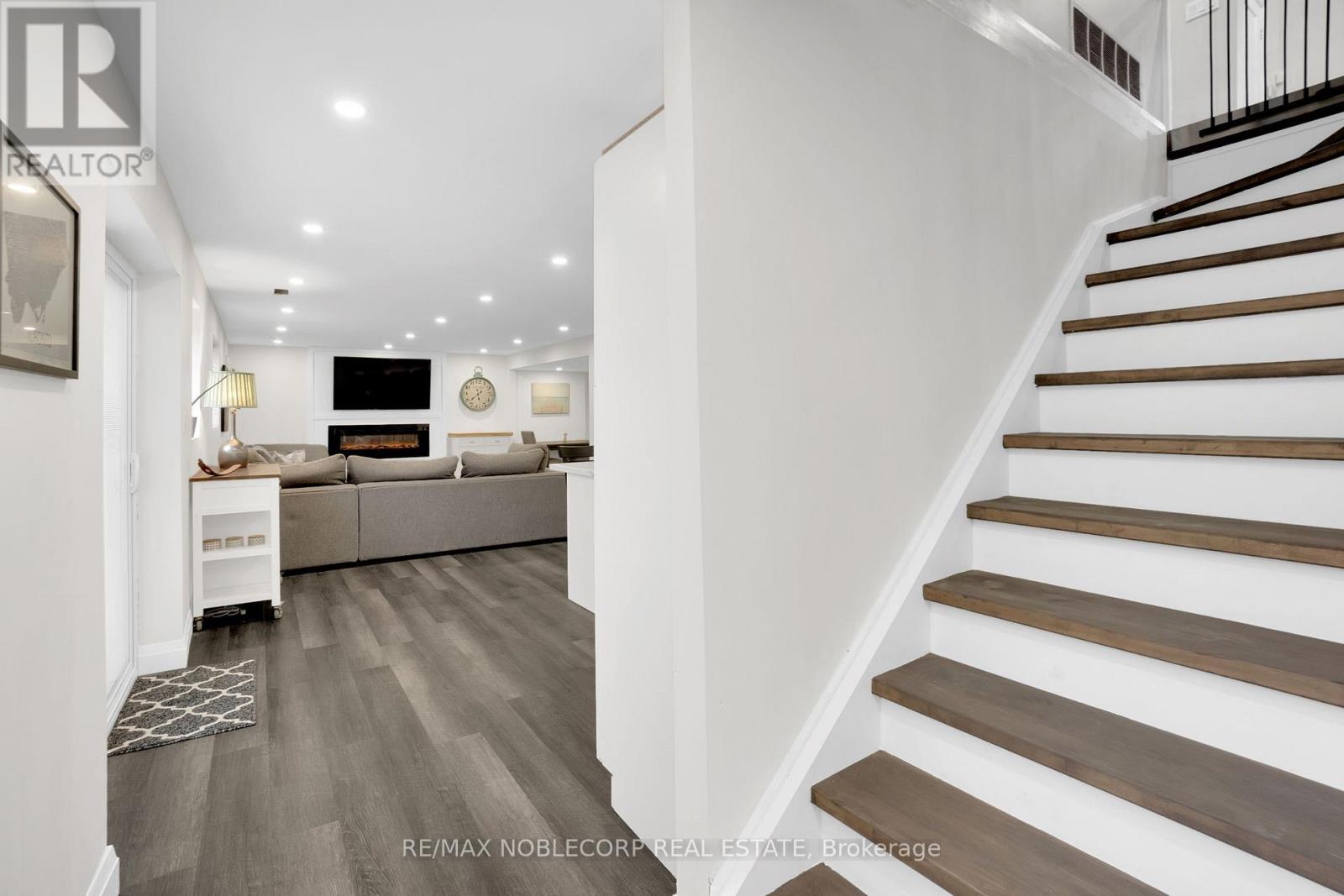 Photo 30 of 17088 Horseshoe Hill Road, Caledon ON