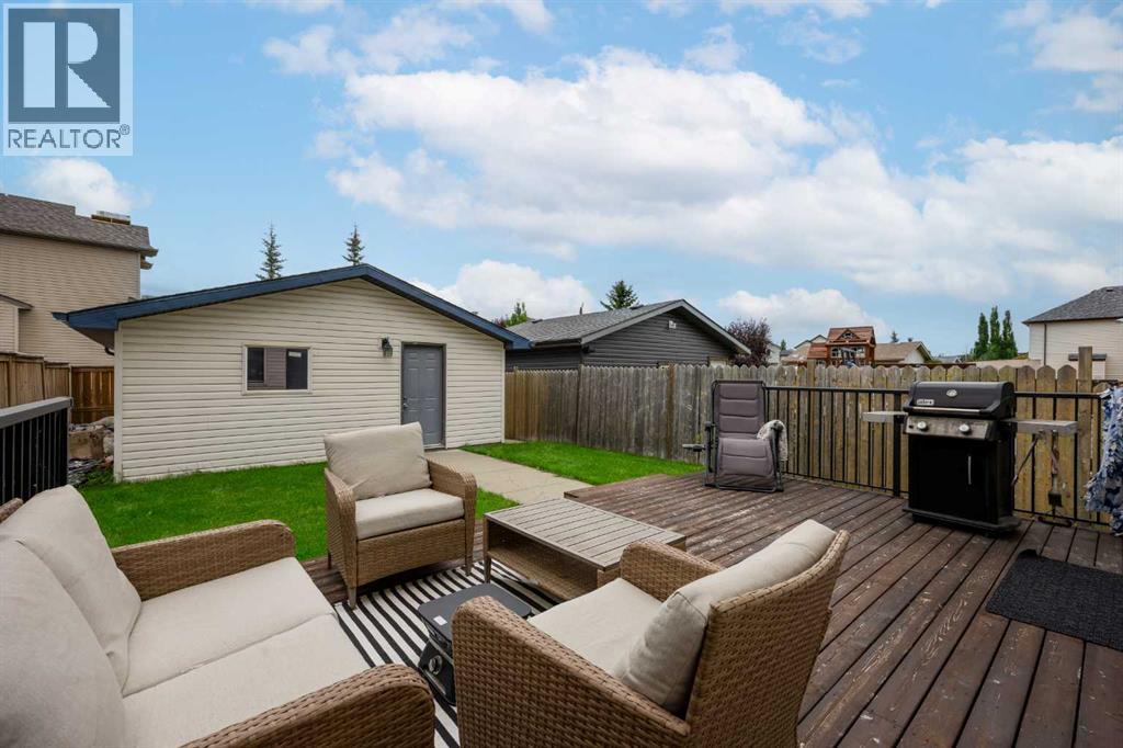 Single Family House for Sale in  Covebrook Place NE Coventry Hills Calgary 