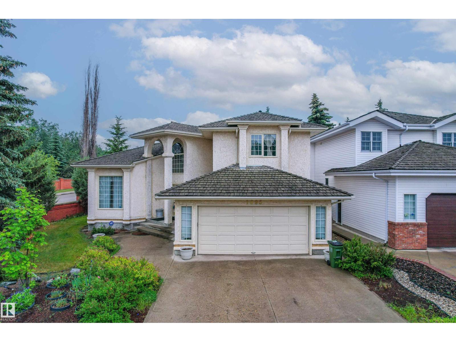 Photo 1 of 1095 Falconer Rd Nw, Edmonton AB