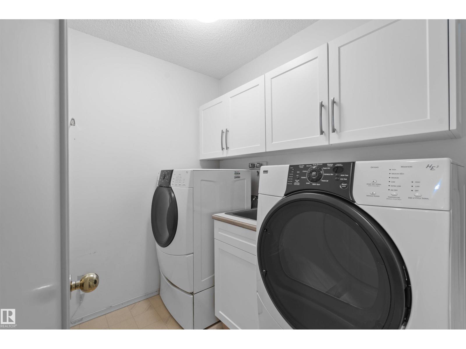Photo 18 of 1095 Falconer Rd Nw, Edmonton AB