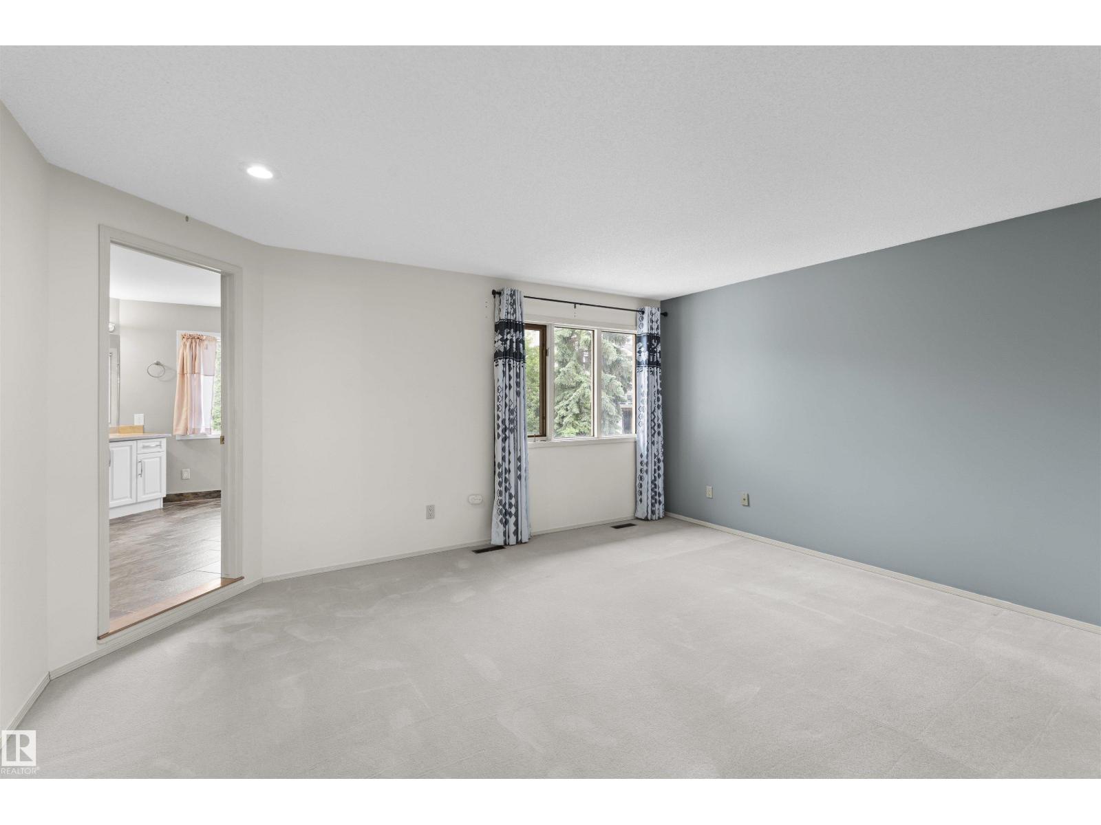 Photo 20 of 1095 Falconer Rd Nw, Edmonton AB