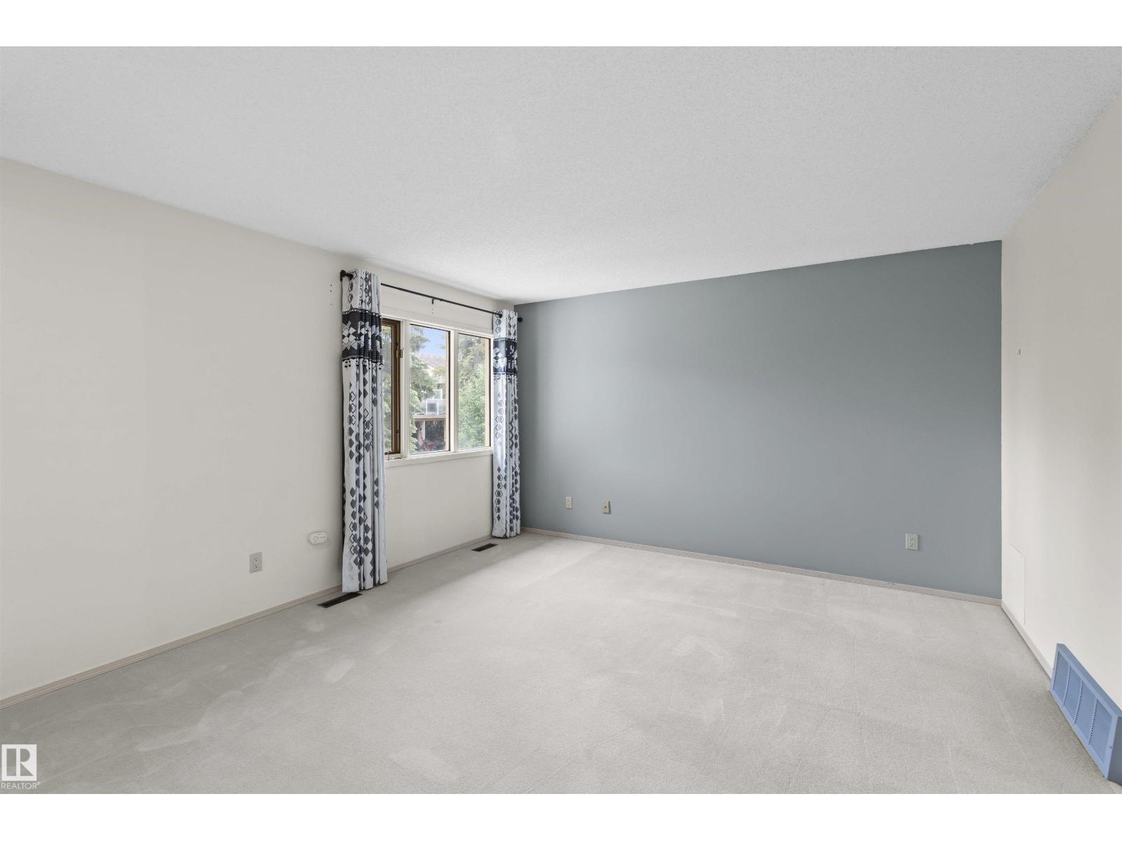 Photo 21 of 1095 Falconer Rd Nw, Edmonton AB