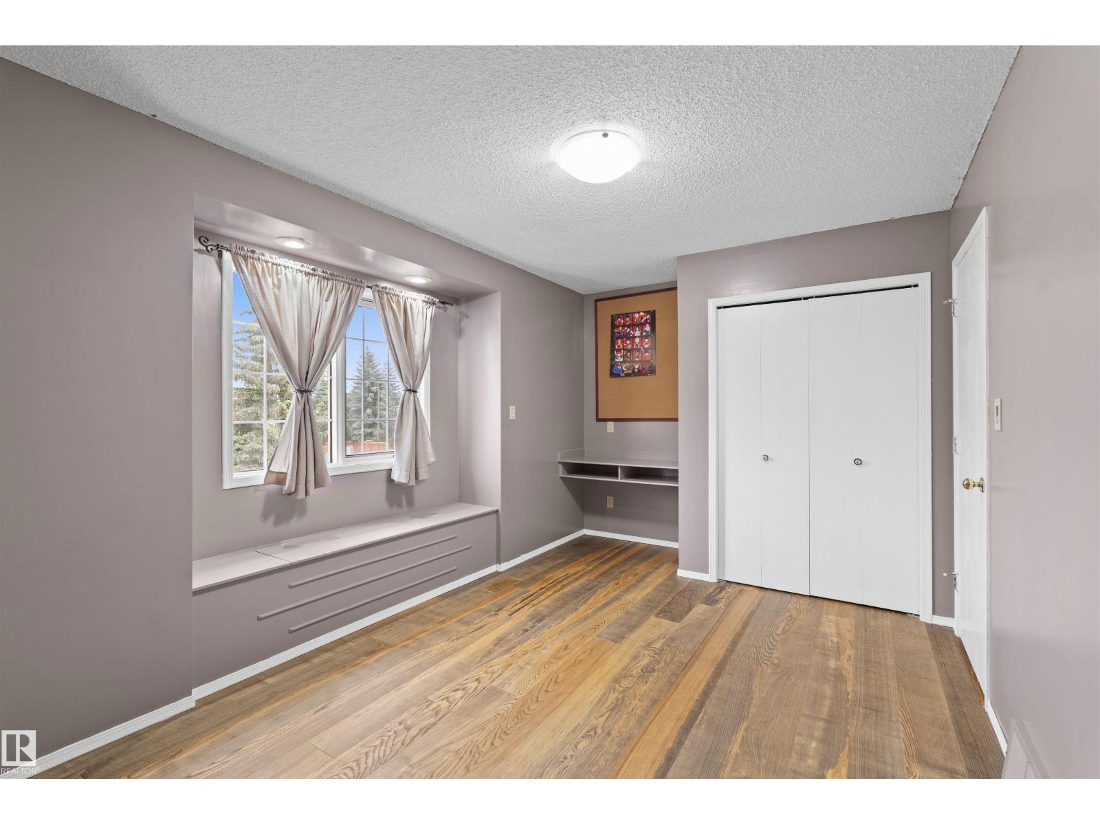 Photo 27 of 1095 Falconer Rd Nw, Edmonton AB